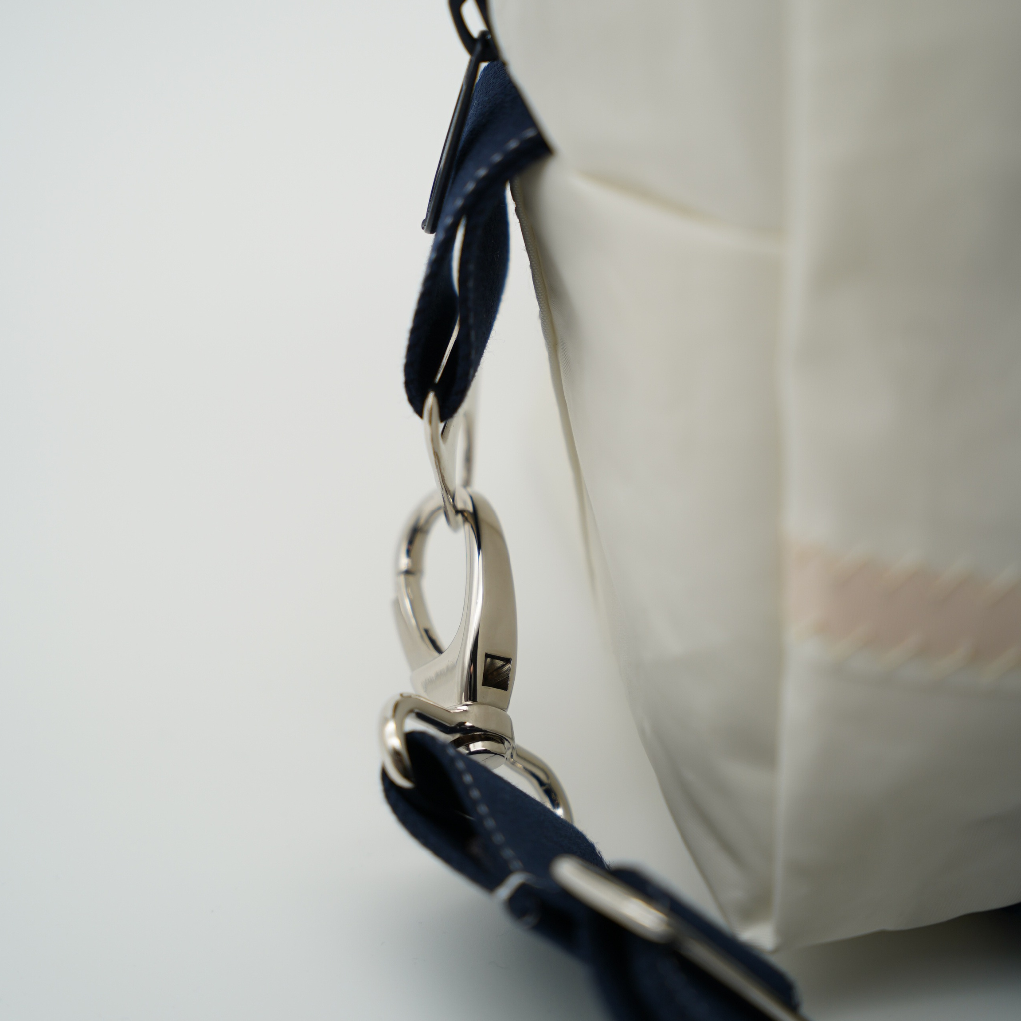 Clari | Tasche M Classic Navy