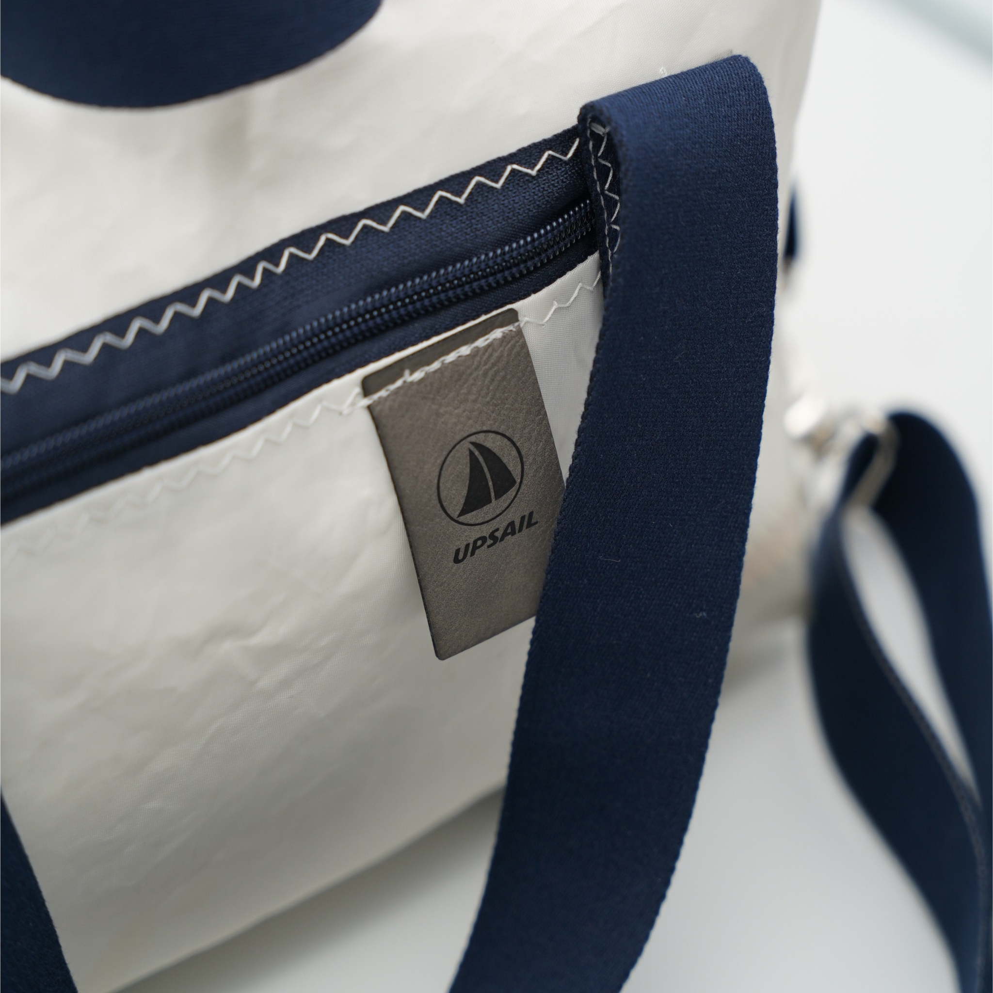 Clari | Tasche M Classic Navy